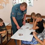 Пропагандисты Буда-Кошелевского районного отдела по ЧС проводят встречи с воспитанниками пришкольных лагерей