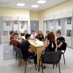 Сегодня в картинной галерее им. Е.Е. Моисеенко для ребят из социально-педагогического центра прошла познавательная викторина «Что мы знаем о музее?