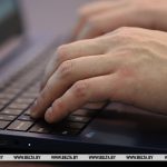 «ИИ начинает спорить и становится субъектным». Чем опасны чужеродные нейросети, разъяснил эксперт
