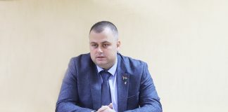 Заместитель председателя райисполкома Артем Гришай встретился с работниками ДРСУ-184