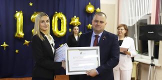 130 с достоинством прожитых лет! Торжественное мероприятие, посвященное юбилею Бушевской школы, собрало почетных гостей, педагогов, учеников, родителей и выпускников