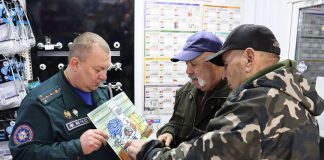 Работники Буда-Кошелевского РОЧС провели ряд профилактических мероприятий в сельских магазинах