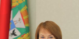 Член Совета Республики, председатель Гомельского областного Совета депутатов Екатерина Зенкевич приняла участие в аппаратном совещании Гомельского облисполкома