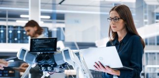 К каким профессиям будущего рекомендуют присмотреться абитуриентам?