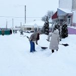 Работа на территории Уваровичского сельсовета началась с уборки памятных мест