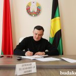Председатель райисполкома Валентин Ундруль провел прямую телефонную линию