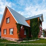 Как владельцам частных домов законно утилизировать траву, листья и ветки