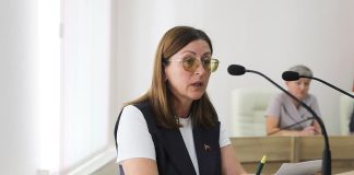 На заседании президиума районного Совета депутатов рассмотрели организацию работы по военно-патриотическому воспитанию детей и молодежи
