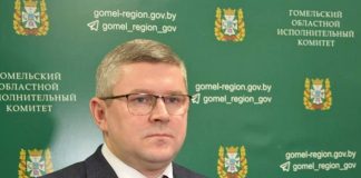 Тему упрощенного порядка возведения и реконструкции одноквартирных жилых домов с журналистами обсудил на брифинге заместитель председателя комитета по архитектуре и строительству облисполкома Евгений Рихтиков