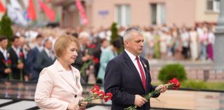 Митинг на площади Труда продолжил программу праздничных мероприятий в Гомеле