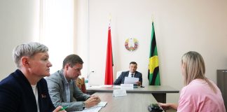 Председатель райисполкома Валентин Ундруль провел личный прием граждан
