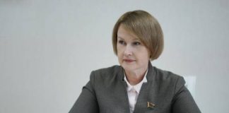 Член Совета Республики, председатель областного Совета депутатов Екатерина Зенкевич провела прямую линию и прием граждан в Гомеле