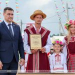 Семья Волк из Мозырского района Гомельской области стала победителем в номинации «Властелин села: online-водгук і захапленне глядачоў»