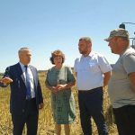Председатель облисполкома Иван Крупко сегодня работает в районах Гомельщины. В центре внимания – уборочная кампания