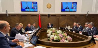 Премьер-министр Александр Турчин проводит заседание Президиума Совета Министров