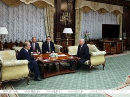 Лукашенко встретился с лидером КПРФ Зюгановым