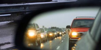 Напоминание водителям: с 25 августа включаем ближний свет
