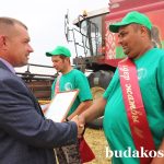 Спасибо за хлеб! Комбайнеров КСУП «Кривск» и ОАО «Экспериментальная база «Пенчин» чествовали с тысячным намолотом
