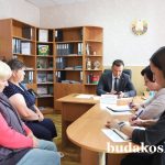 Председатель райисполкома Валентин Ундруль провел выездной прием граждан в Октябрьском сельисполкоме