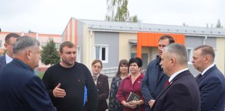 Председатель облисполкома Иван Крупко с рабочим визитом посетил Буда-Кошелевский район