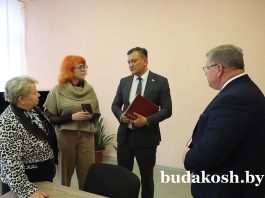 Председатель райисполкома Валентин Ундруль встретился с населением Коммунаровского сельсовета