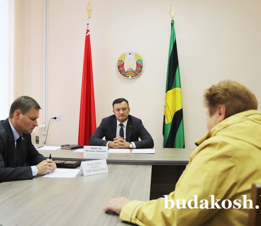 Председатель райисполкома Валентин Ундруль провел личный прием граждан