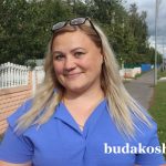 Как избавляетесь от старой одежды?
