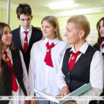 Лукашенко — педагогическим работникам: обучая и воспитывая детей, вы строите будущее Беларуси