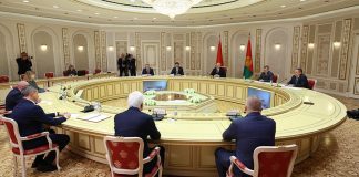 Александр Лукашенко ставит задачу во что бы то ни стало преодолеть планку в $1 млрд в торговле с Брянской областью