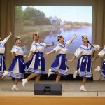 Улыбки, хорошее настроение, музыкальные подарки – все им, героям жатвы!